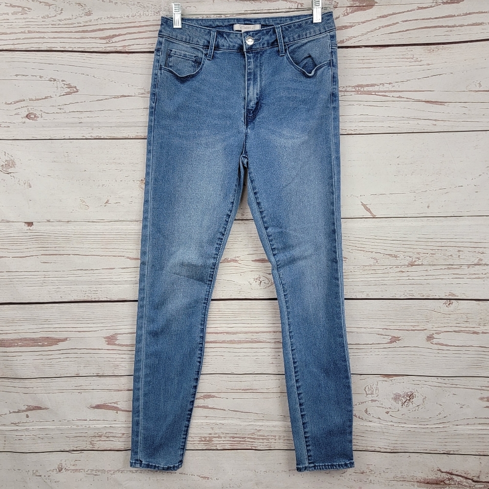 Forever 21 high rise medium wash skinny jeans